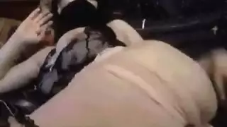 حمامات الشمس خجول