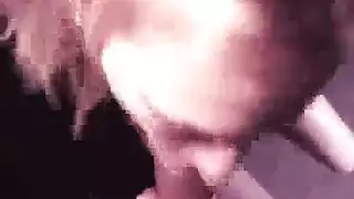 إباحية صوتية خام: بنات نيالا الساخنات يتوسلن للسائل المنوي