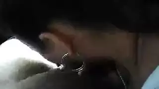 مهبل عذراوي ضيق يتم تمزيقه بأحجام كبيرة