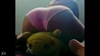 إباحية عربية: أثدان نطاطة وقذف شرجي عميق