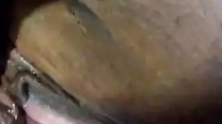 استيقاظ مبكر: هوس الزوج الملتحي باللعق في منطقة شعر العانة