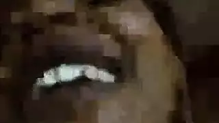 زوجة الأخ الشقية تمارس الجنس مع زوج أختها في علاقة سرية